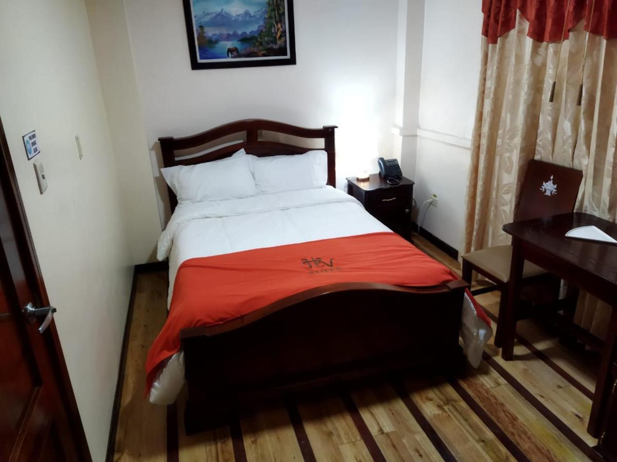 Hotel Velanez Suite 里奥班巴 外观 照片