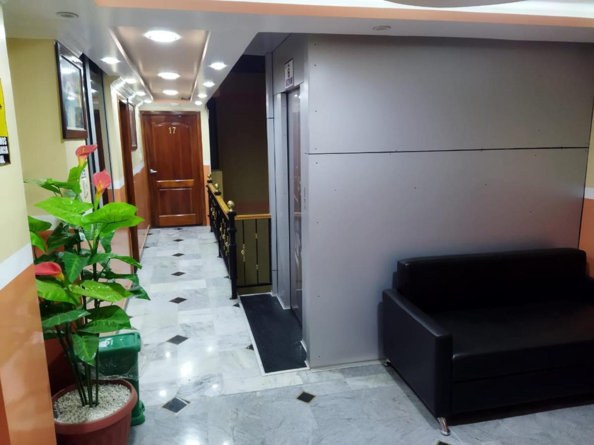 Hotel Velanez Suite 里奥班巴 外观 照片