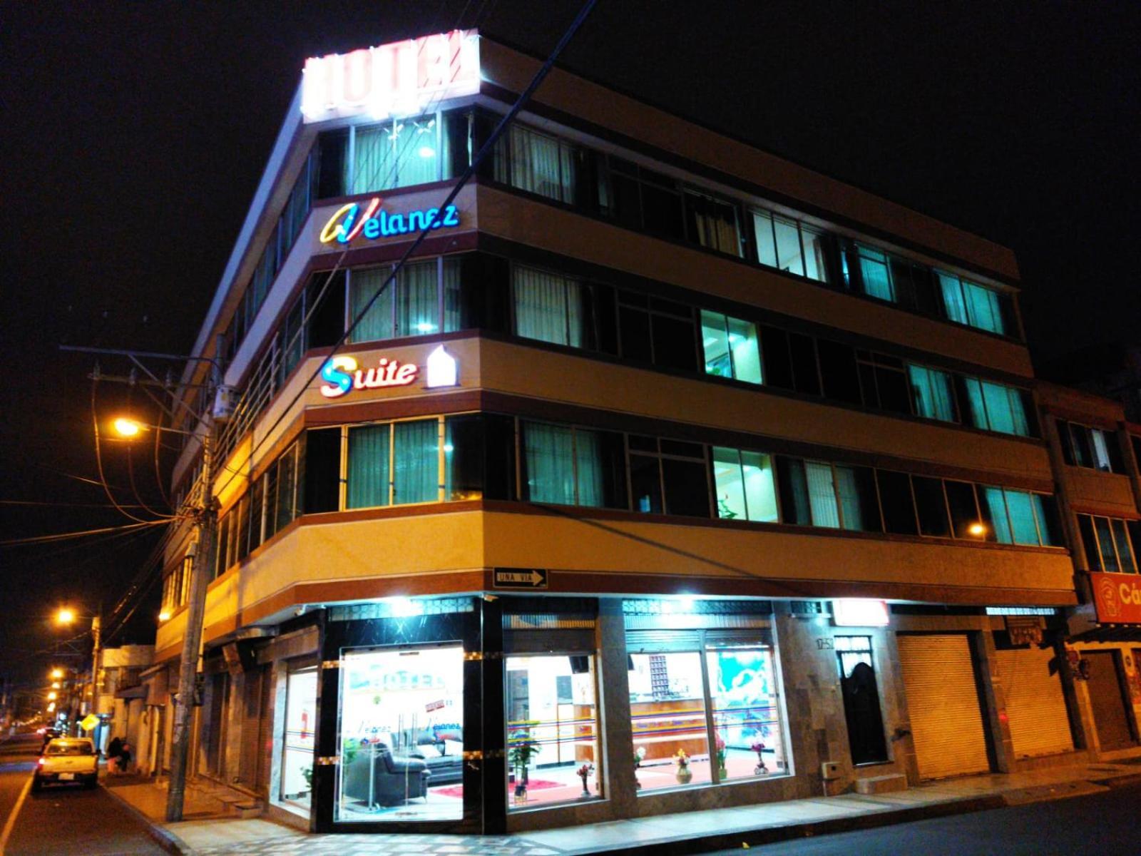 Hotel Velanez Suite 里奥班巴 外观 照片