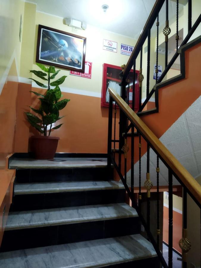 Hotel Velanez Suite 里奥班巴 外观 照片